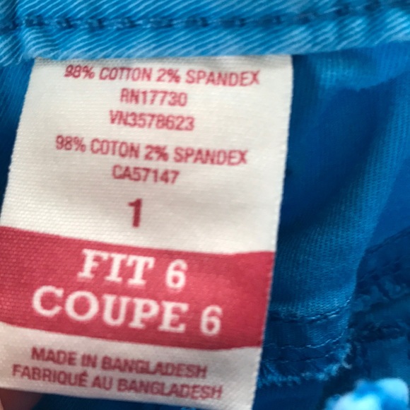 Shorts - Picture 3 of 3